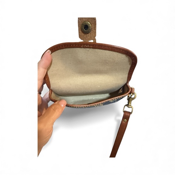 Dooney & Bourke Denim Wristlet-EUC - Picture 3 of 5